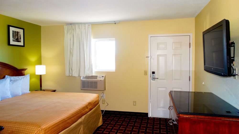 Savannah Garden Inn Exterior photo